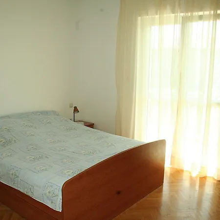 Apartment Omis 12194b